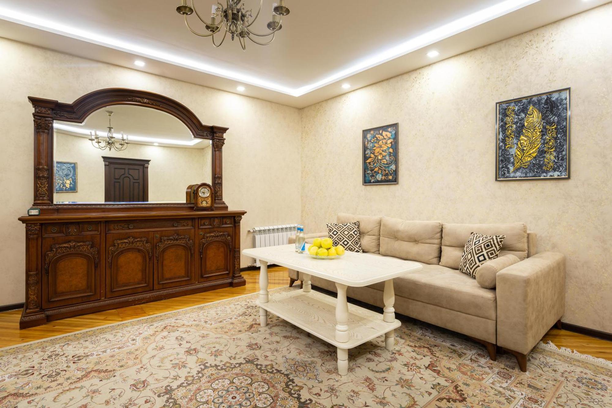 Роскошная Квартира Для Гостей Tashkent Ngoại thất bức ảnh