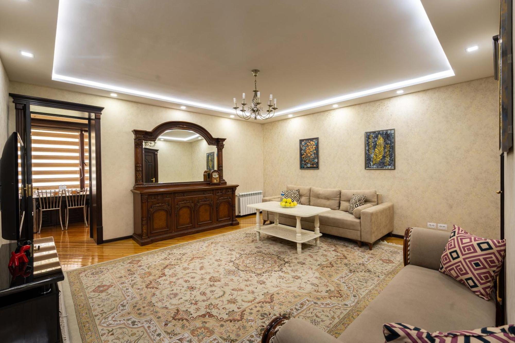 Роскошная Квартира Для Гостей Tashkent Ngoại thất bức ảnh